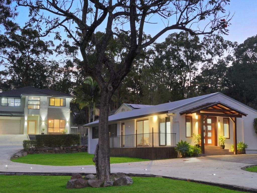 How do families with money pool their money to live a prosperous life?