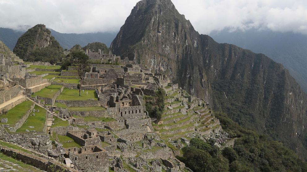 Peru surrenders to Machu Picchu protesters, cancels ticket sales contract with private company